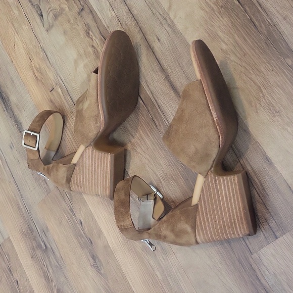 KORK-EASE Gazania in Tenne Suede Brown Suede 3" Sandal - Picture 6 of 13